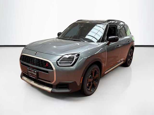 2027 MINI COUNTRYMAN ICONIC in Smokey Green Metallic — front three-quarter view