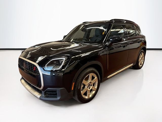 2025 MINI COUNTRYMAN S in Midnight Black II Metallic — front three-quarter view